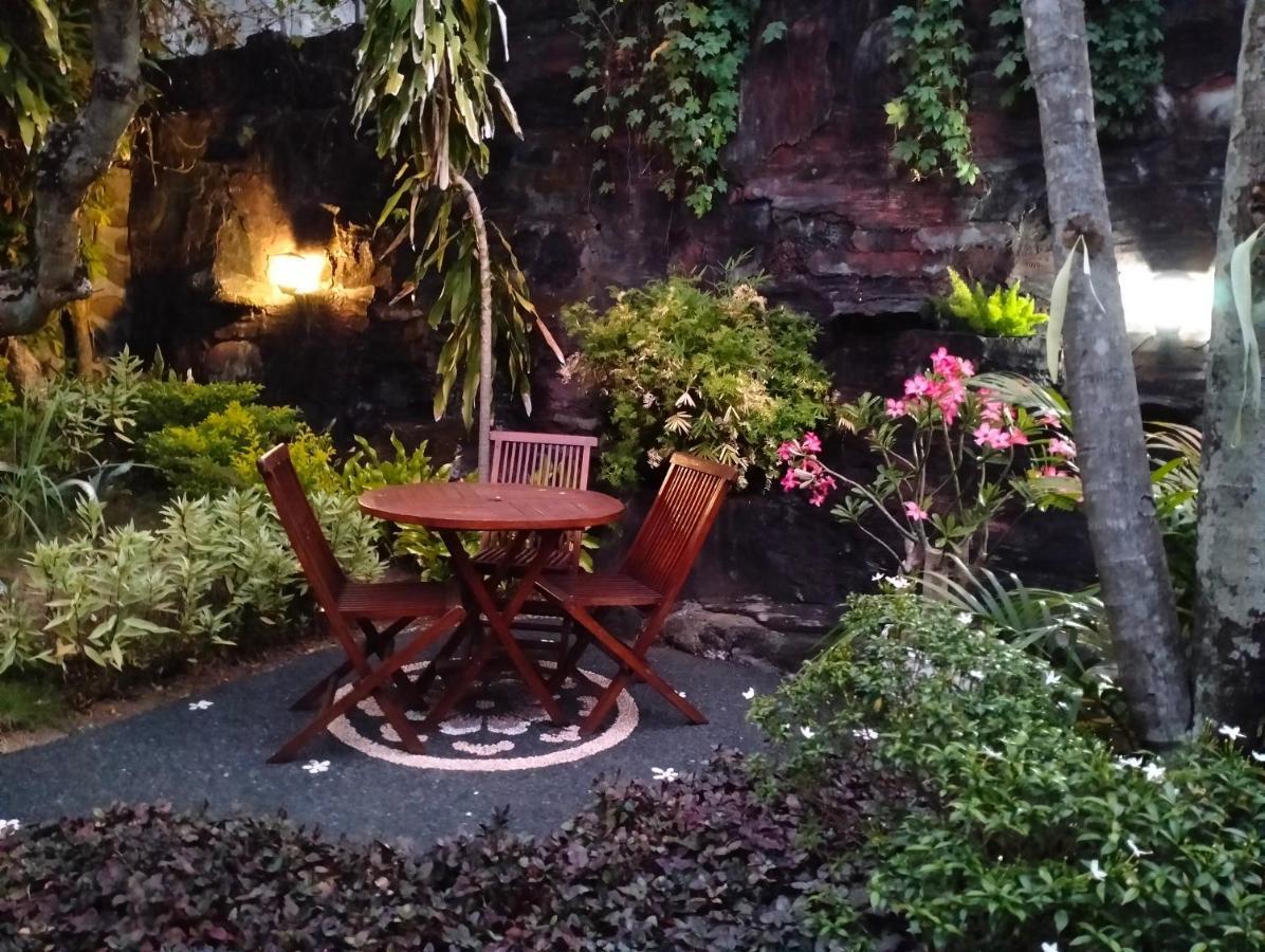 Kaia Lovina Guest House Экстерьер фото