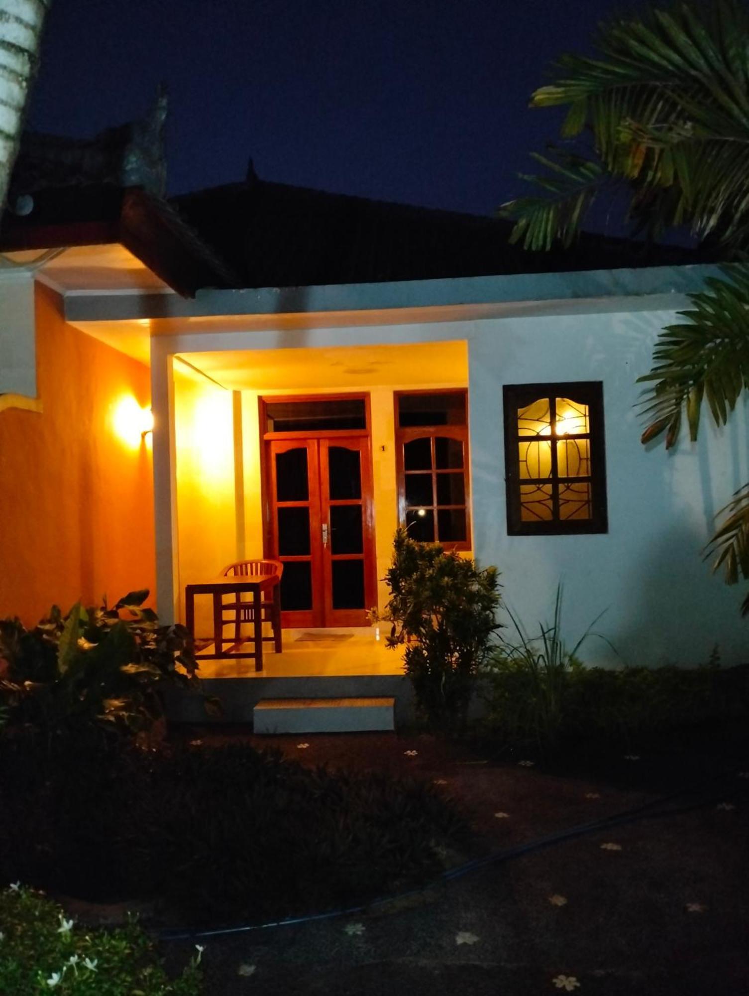 Kaia Lovina Guest House Экстерьер фото